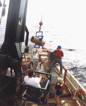 [Image of iron mixing in progress on R/V Iselin]